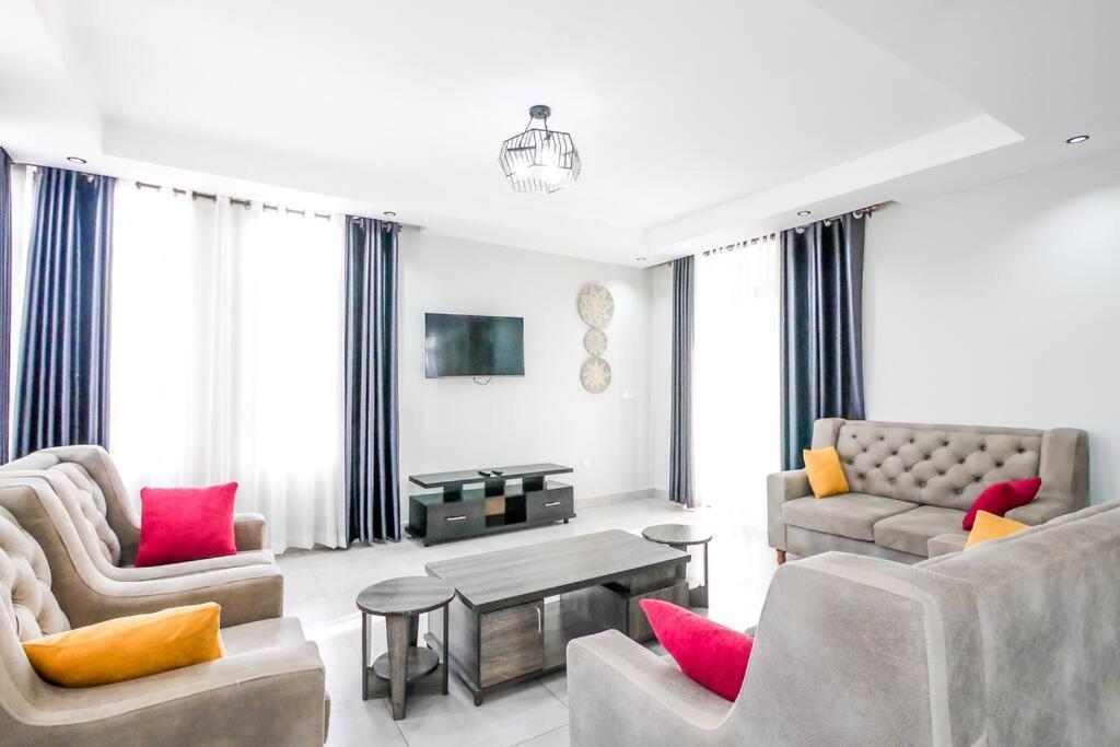 Ultra Modern Apartment In Nyarutarama Kigali Exterior photo